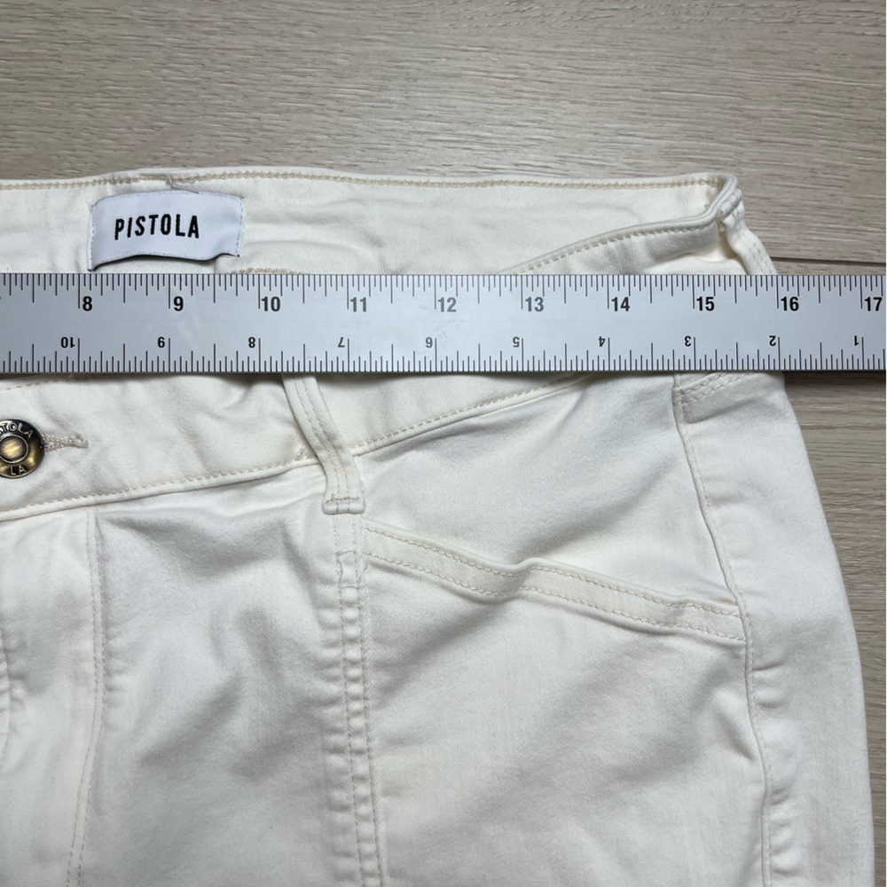 Cabi Women's Cropped Pants Beige Size 32 Cargo Style Side Zipper Pockets stretch - Picture 4 of 5